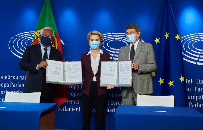 Трите върховни институции на ЕС утвърдиха сертификата за Covid-19(снимка: Европейска