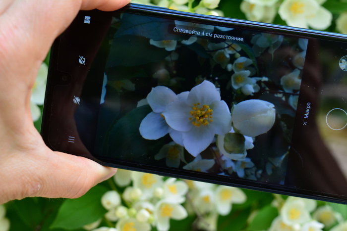 Широката палитра фотографски възможности на Nokia X20 идва с 6,67-инчов