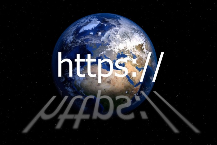 HTTPS връзките към уебсайтове стават приоритетни в основните браузъри(снимка: CC0