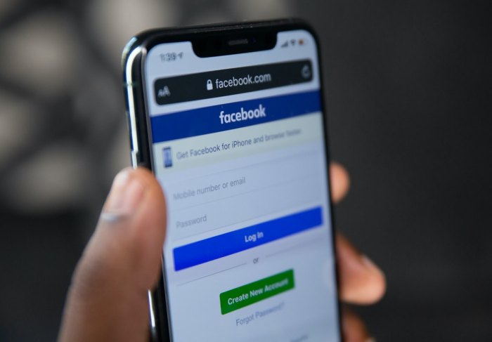Facebook се натъкна на проблеми с властите във Великобритания заради