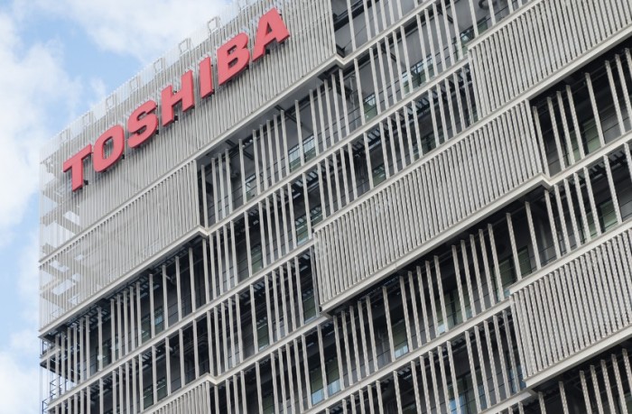 Конгломератът Toshiba е оценяван от анализаторите на по малко от сумата
