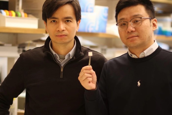 Учени доказаха ефективността в опити със зайциИзследователите Тхан Нгуен (вляво)
