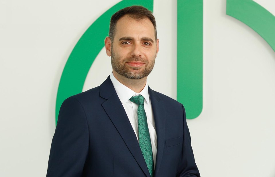  Schneider Electric TechNews bg