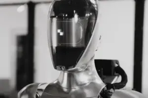 Разработчикът публикува видео демонстрация как ходи човекоподобният Figure 01Роботът Figure