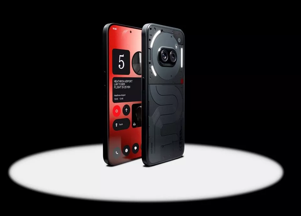 Nothing Phone 2A впечатлява с нестандартен дизайн и е проектиран