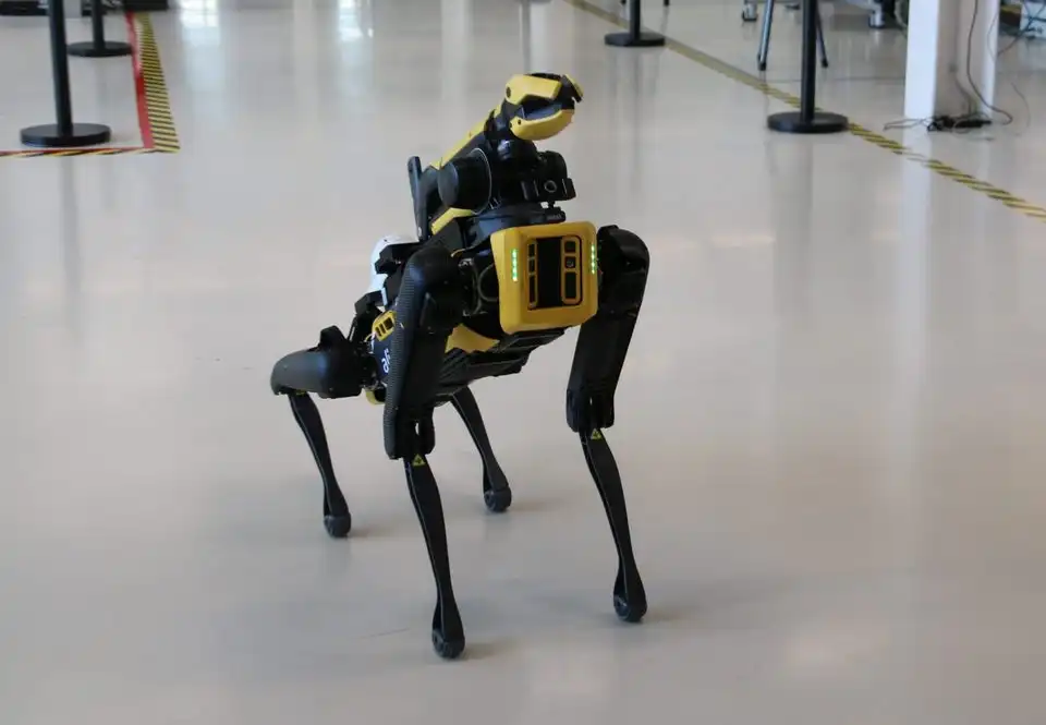 Полицейски кучета-роботи ще излязат по улиците на Малага, за да