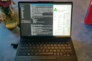 postmarketOS работи на всякакви остарели РС включително този древен ThinkPad