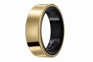 Galaxy Ring е изработен от титаниев материал за изключителна издръжливост