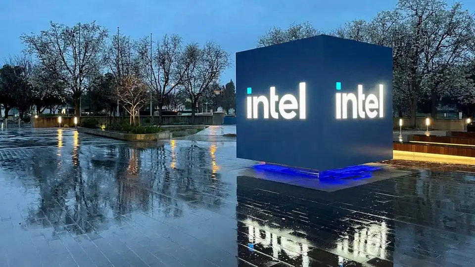 На фона на сътресенията пазарната капитализация на Intel падна значително(снимка: