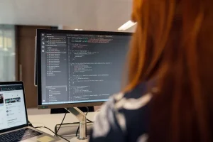 Предназначени са за създаване на приложения с популярния фреймуърк ReactШирока