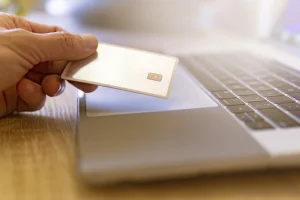 В регионите с преобладаващи онлайн разплащания всеки срив на интернет