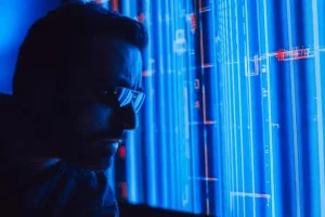 Активните потребители на AI ботове изпитват повишени нива на самота