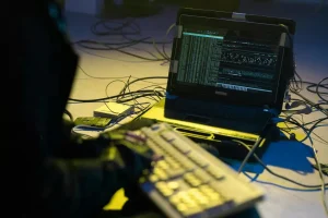 Кибернападатели подобриха историческия рекорд за най мощна DDoS атака снимка