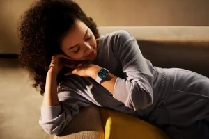 Ползвателите на смартчасовници показват по ниска честота на проблеми с теглото