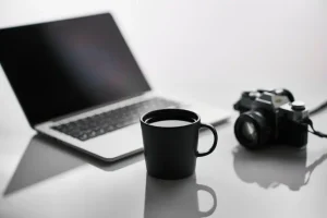 РС пазарът нарасна с 8 4 на годишна база през второто